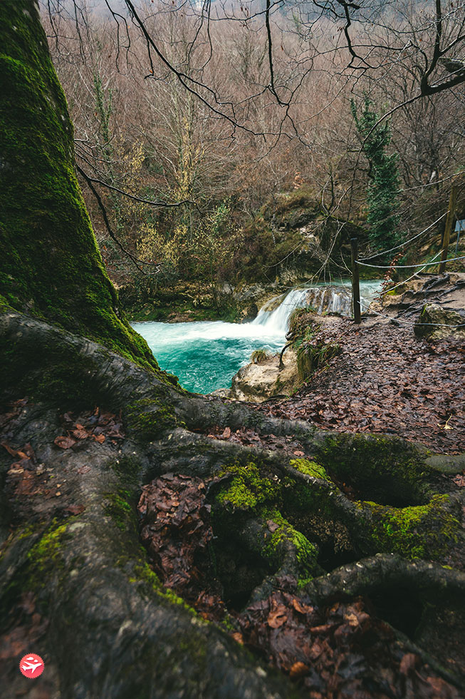 Visiter la rivière bleue Urederra en Espagne